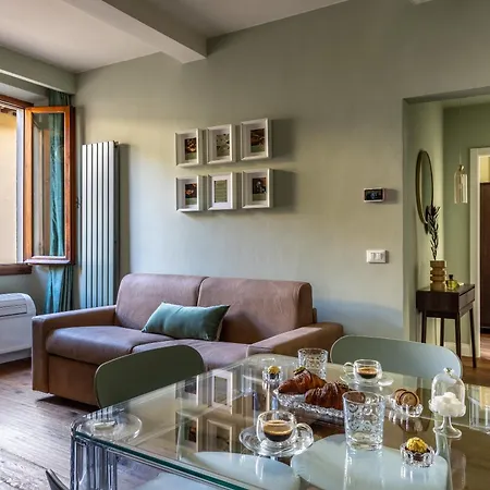 Geometric Design By Maison Apartment Florenz